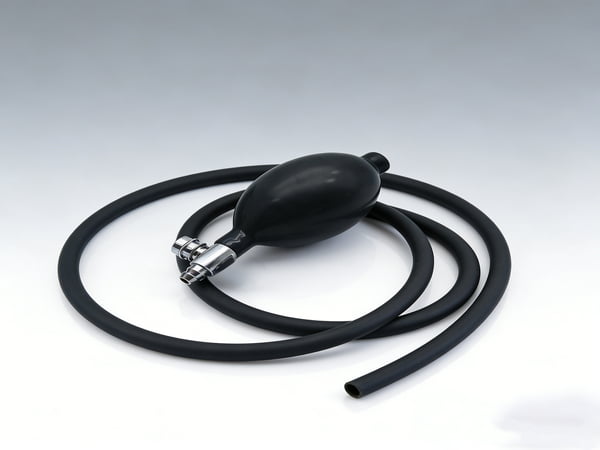 Hand Squeeze Rubber Bulb Pump – Medical Inflation Bulb with Metal Valve for Blood Pressure Monitor, Laboratory & Industrial Use