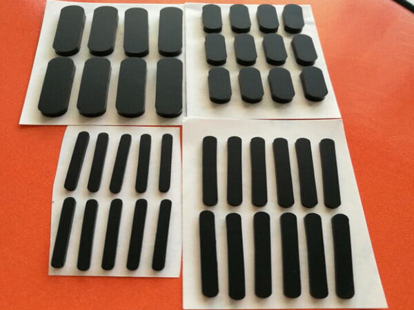 High-Quality Elliptical Anti-Vibration Rubber Feet Pads for Laptops – Non-Slip Shock Absorbing Isolation Mounts – PVC Design