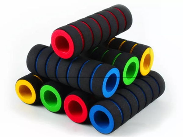 Textured NBR PVC Rubber Foam Pipe Tube – Anti-Slip Wave Pattern Grip Foam Sleeve for Tools, Fitness Equipment & Industrial Handles