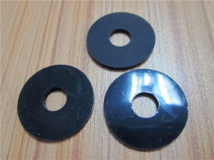 Silicone Rubber Gaskets: Why Does the "Material Match" Still Cause Sealing Issues?