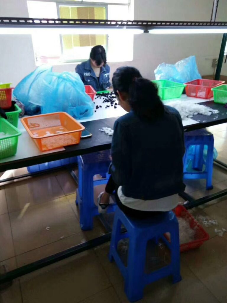 What are the three molding methods of rubber seals?